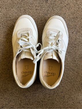 Dansko Cream and White Women’s Sneakers 41